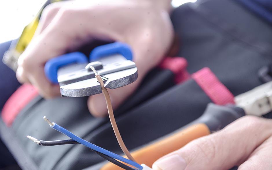 électricien installateur Paris 2